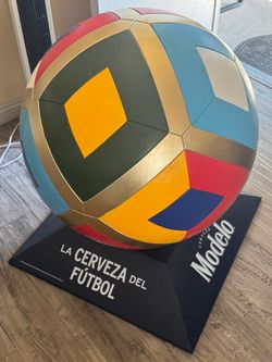 Modelo world Cup soccer ball display