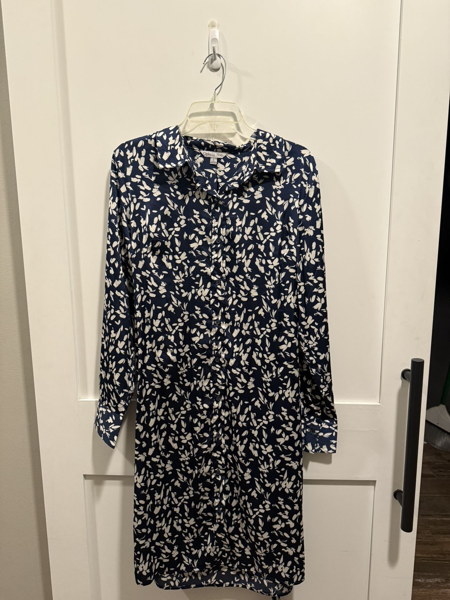 Women’s Dress Size Large