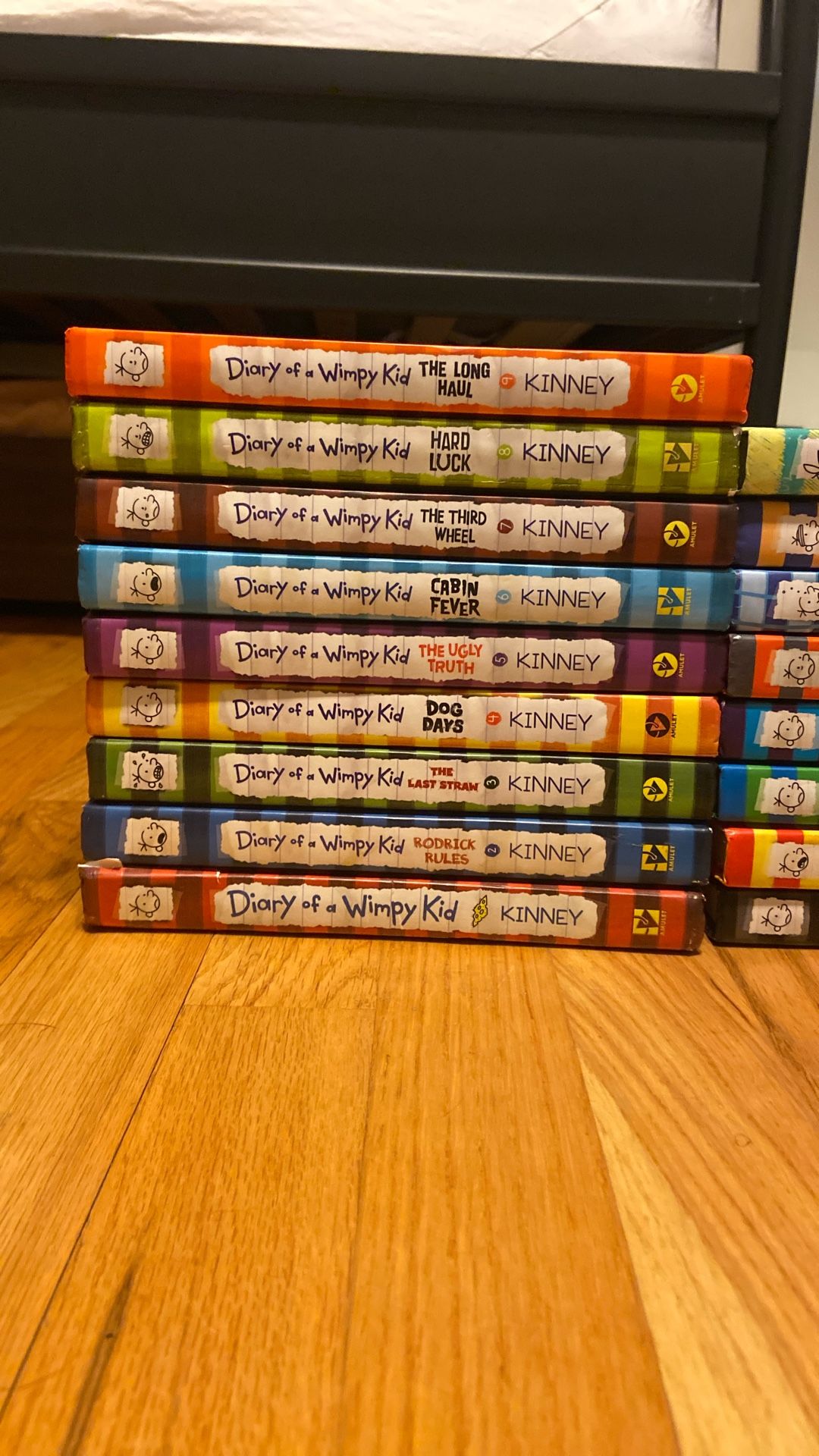 DIARY OF A WIMPY KID FULL SET. Missing 17 And 19
