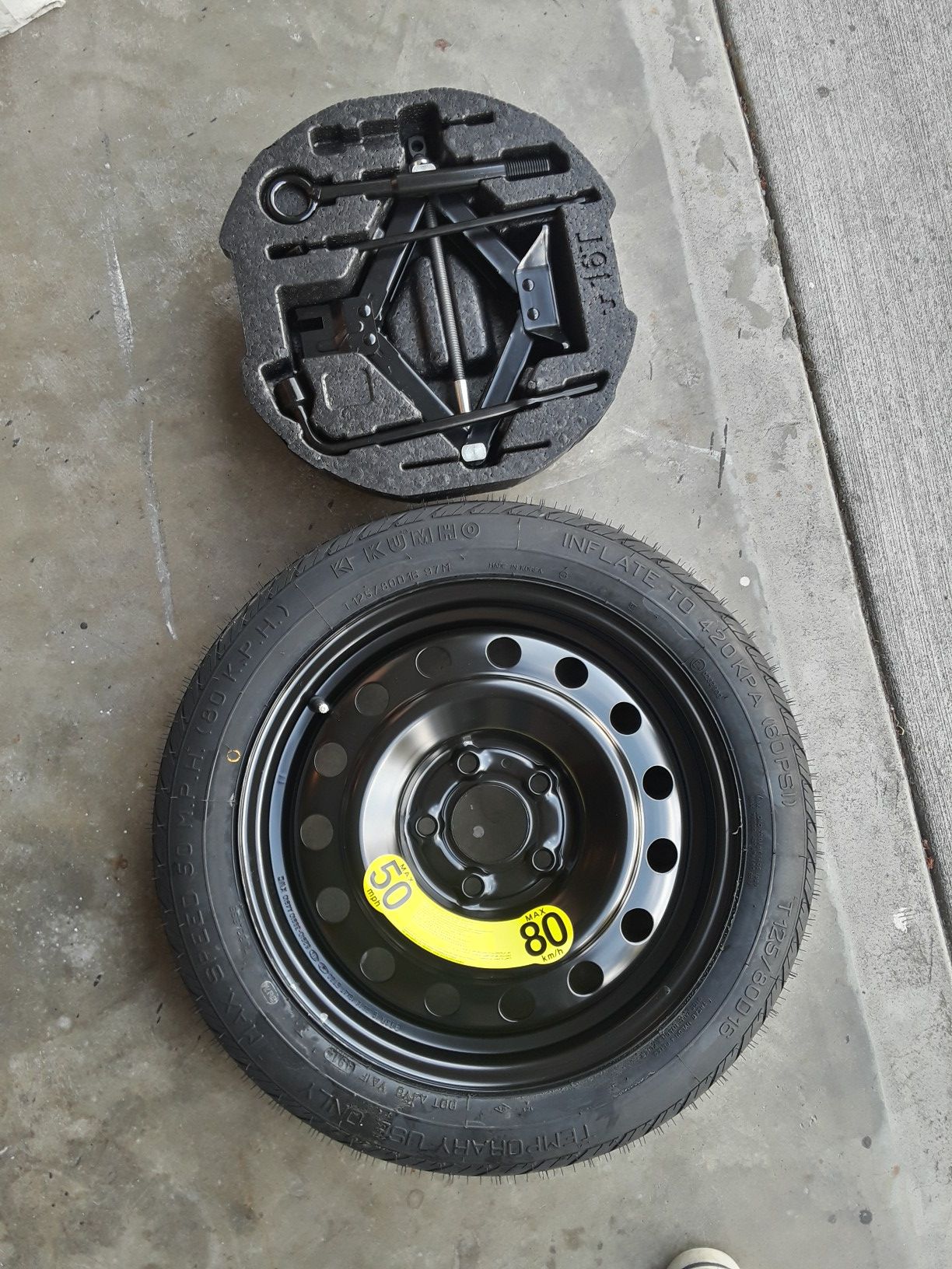Kia Soul spare tire kit brand new