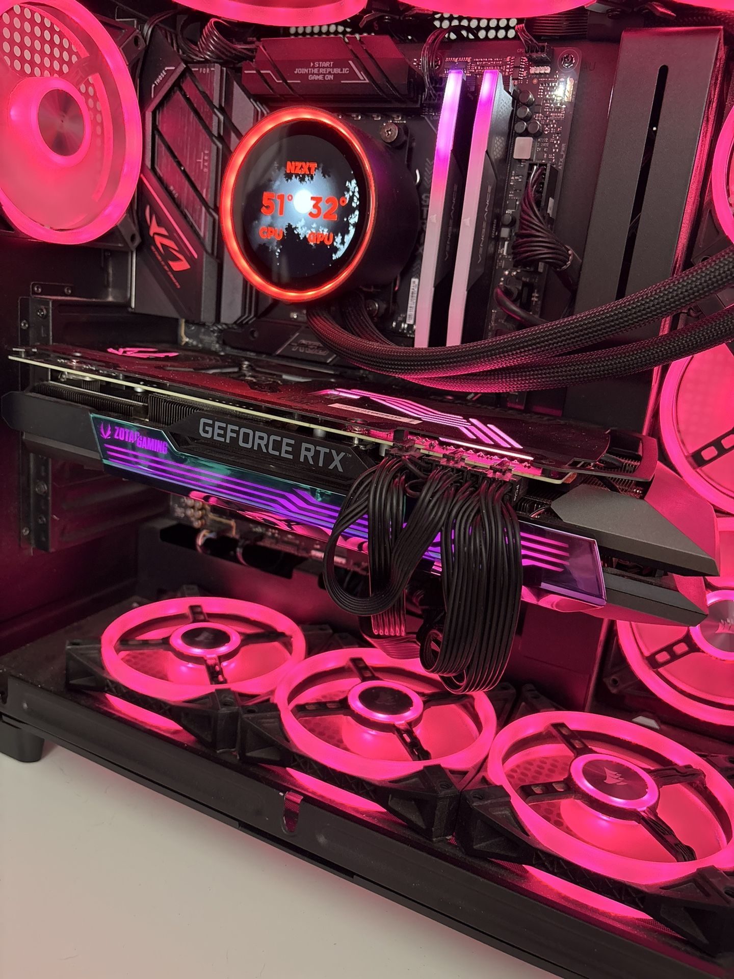 3070TI Graphics Card Zotac Extreme Amp Halo
