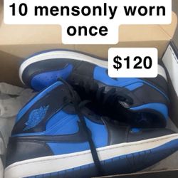 Jordan 1 mid size 10 men’s