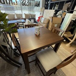 Brand New Dinning Table/ W Chairs Set 