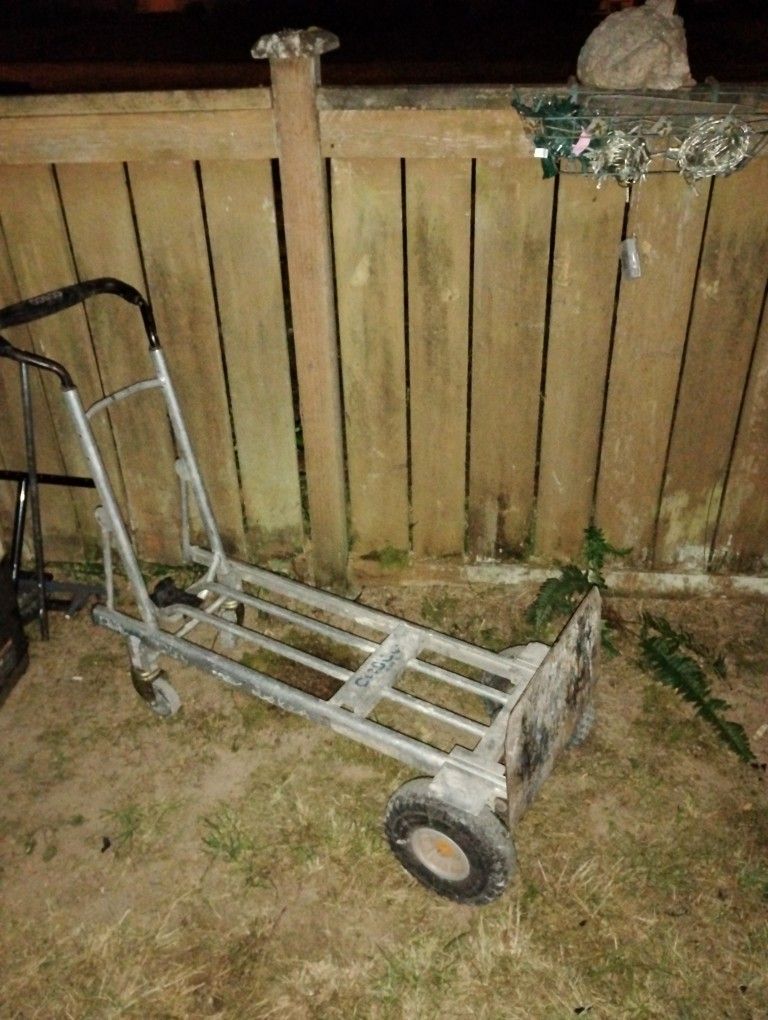 Dolley Cart Good Tires