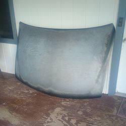 2001 Chevy Silverado hood