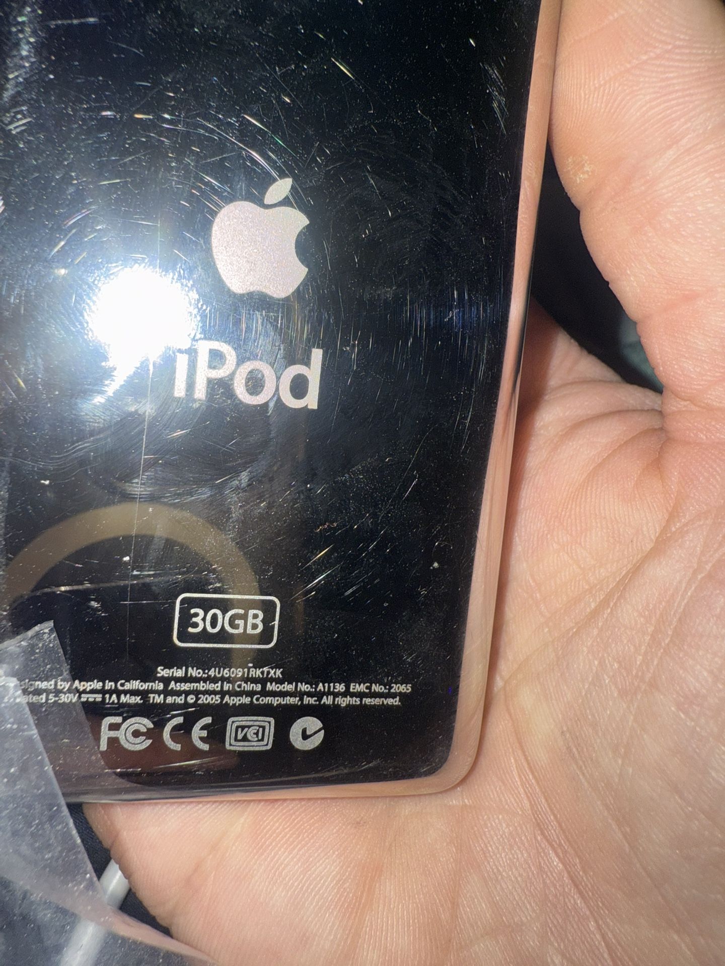 Apple iPod 5th Generation 30gb. Slightly Used But Otherwise Great Condition!