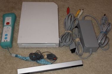 Nintendo Wii with 300 plus old school classic games built in Mario. Donkey Kong ect