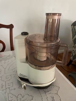 Like new Regal LA MACHINE I Food processor Tested Works Perfectly