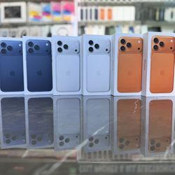 iPhone 17 Pro & iPhone 17 Pro Max ((Take It Home In Payments/ llévatelo a casa en pagos) 