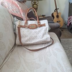 Michael kors purse