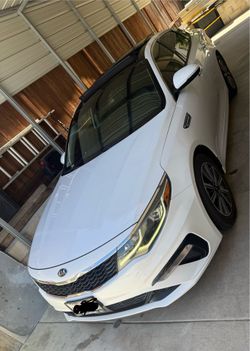 2019 KIA Optima