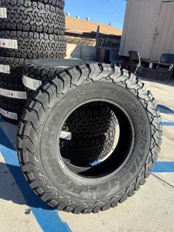 LT285/70/17 BF GOODRICH ALL TERRAIN