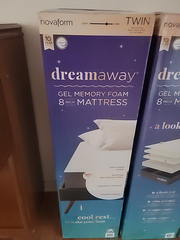Novaform Dreamaway 8 Inch Gel Memory Foam Mattress. 2 Left. $200 Each.