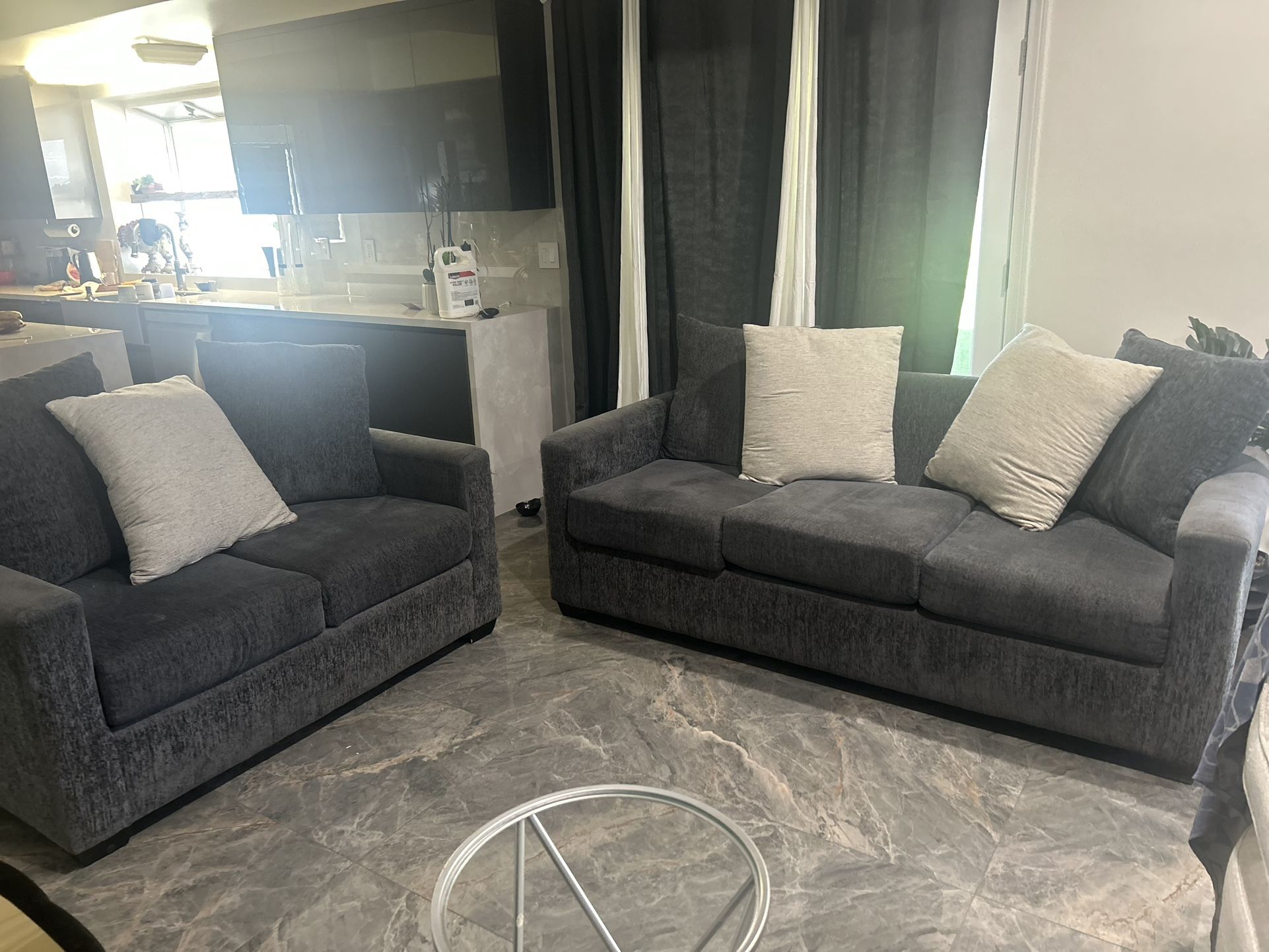 Set Sofa & Loveseat 