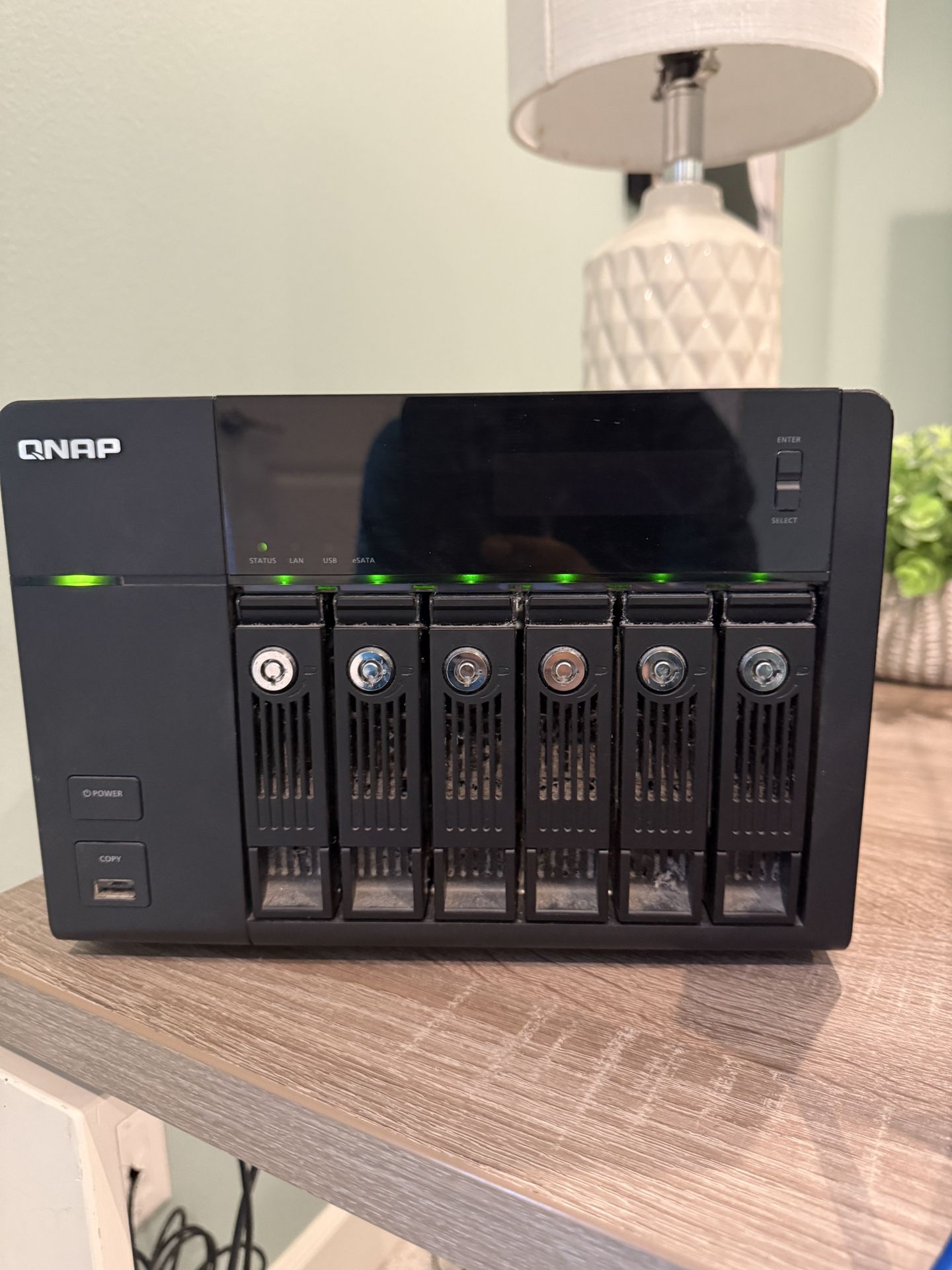 QNAP TS-659 Pro+ With 30TB Storage