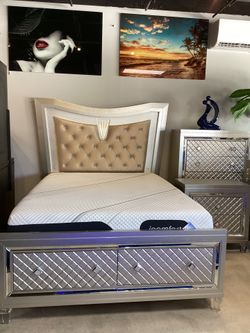 Elegant Queen Size Bed On Sale