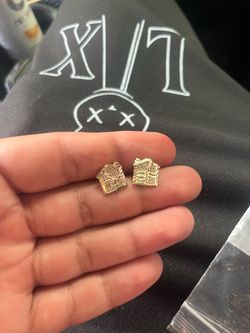 10k gold trap house earrings