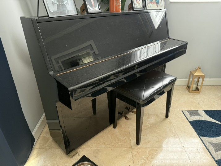 Piano Morgan and Son