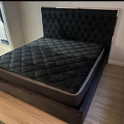 14” Cal King Midnight Collection Hybrid Pillow Top Mattress!