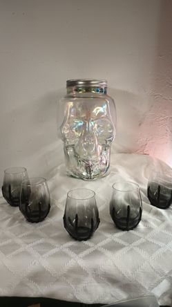 Large Skull Drink Dispenser W/ 5 Glasses, Seffner
