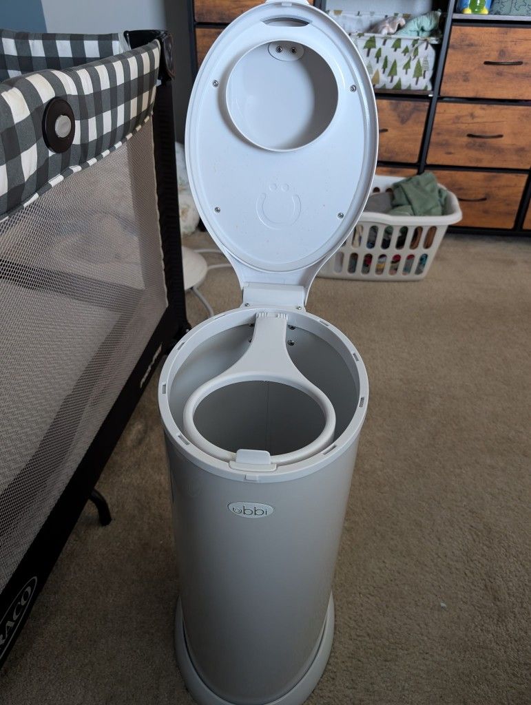 Ubbi Diaper Pail 