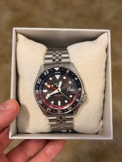 Seiko 5 GMT