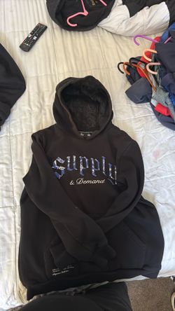 Supply sweater