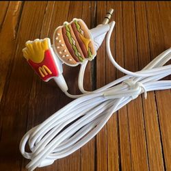 McDonald's Restaurants Big Mac & Fries Fast Food Employee Ear Buds cool, New