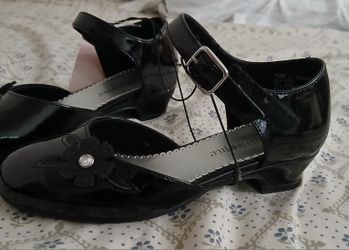 Girls Shoes