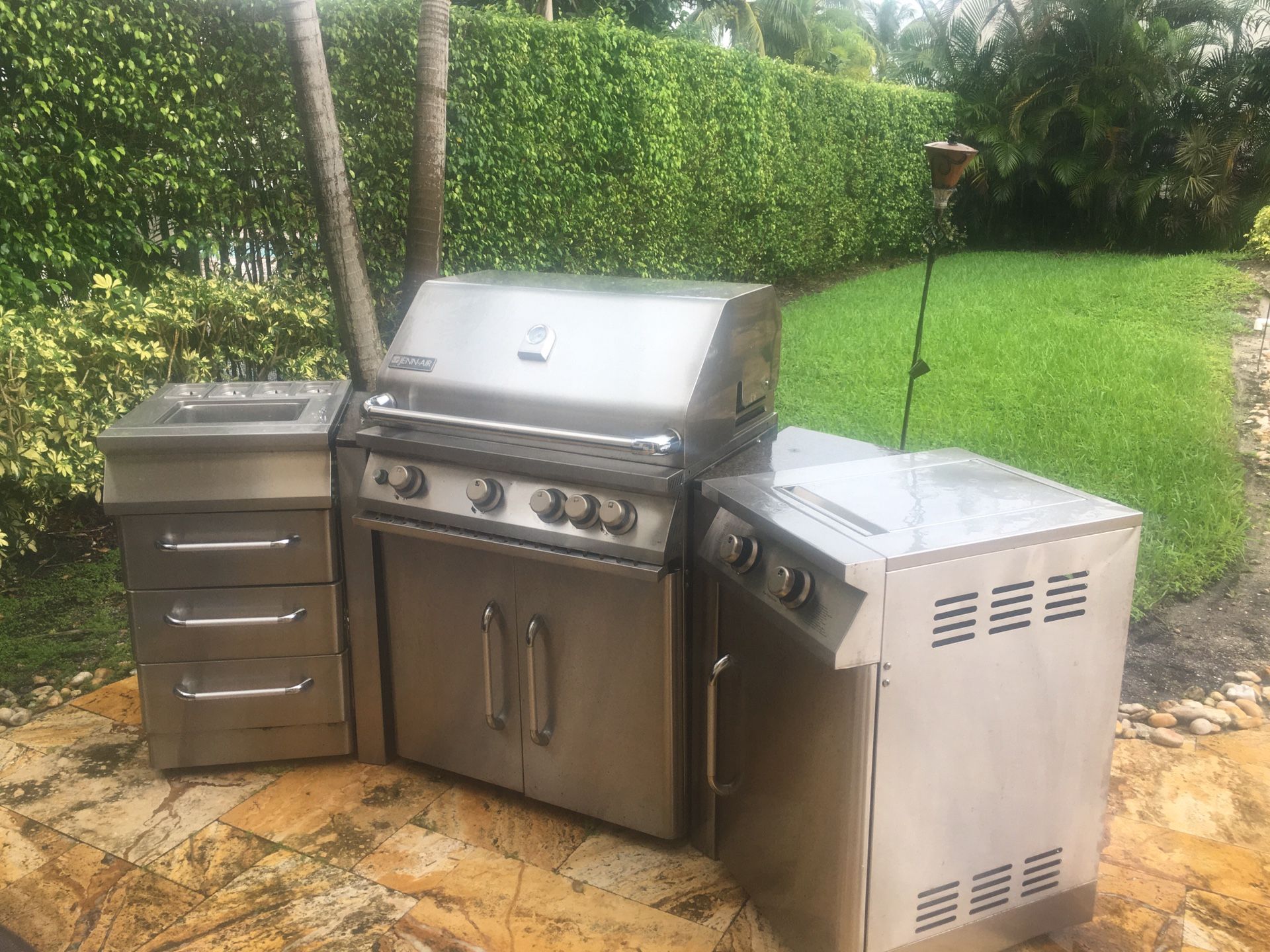 5 pc JennAir grill for Sale in Boynton Beach, FL OfferUp