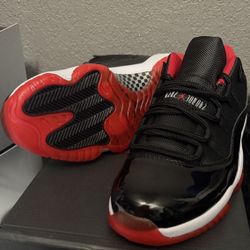 Air Jordan 11 Retro Low "Bred"