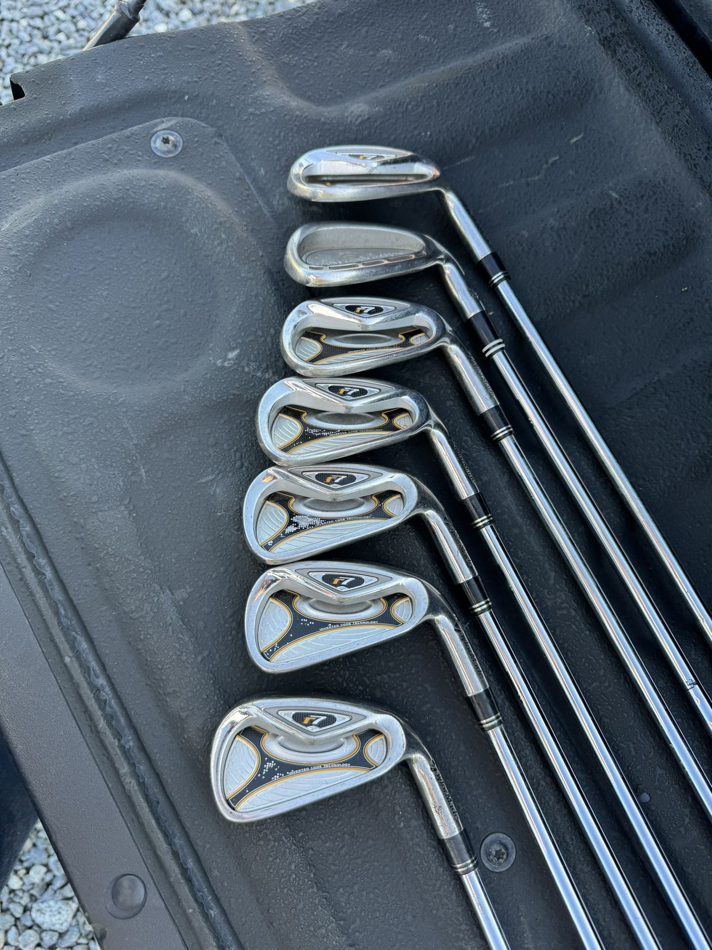 Taylormade R7 Golf Irons