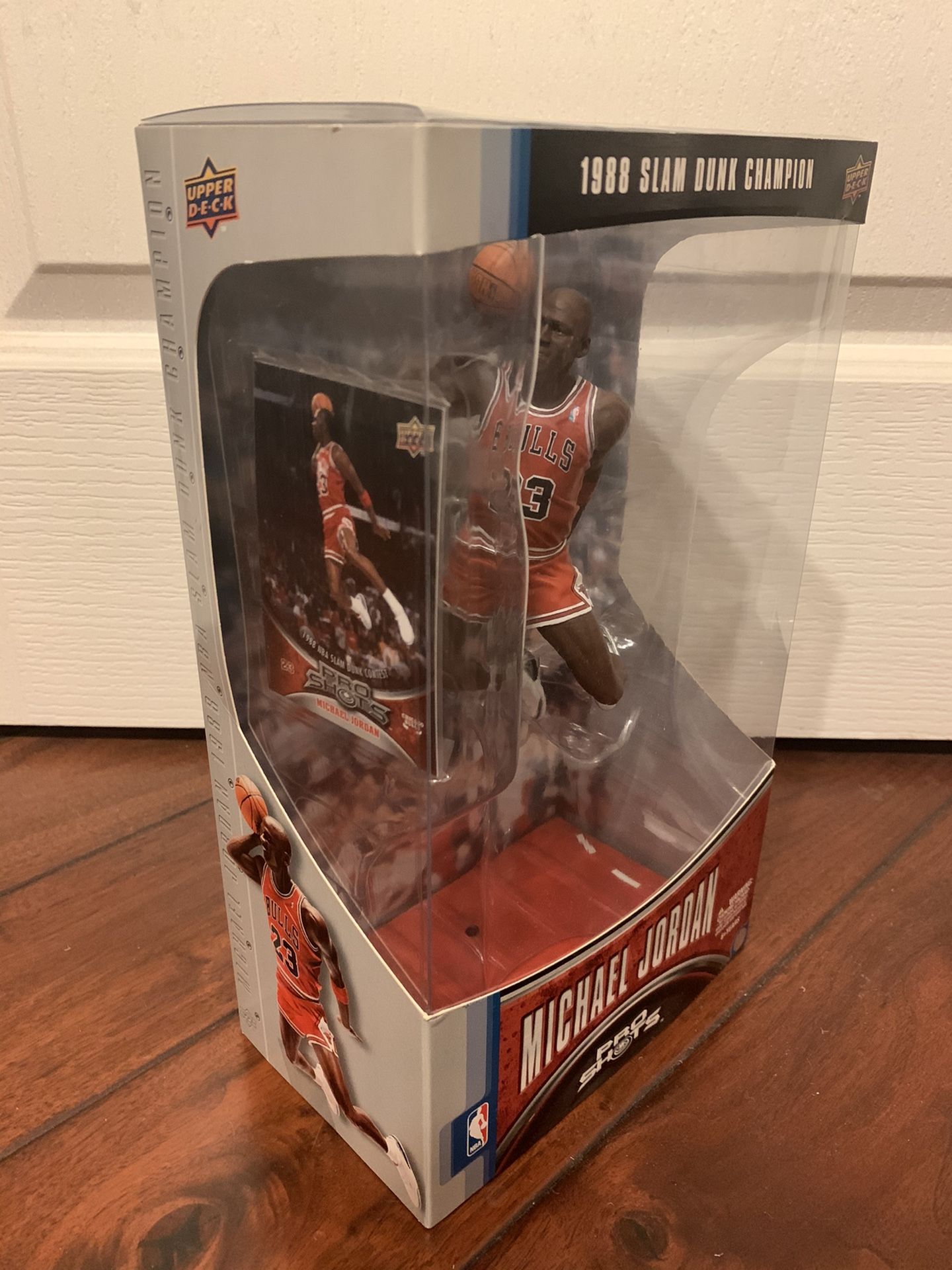 Michael Jordan Upper Deck Pro Shot 1988 Slam Dunk Champion Figure