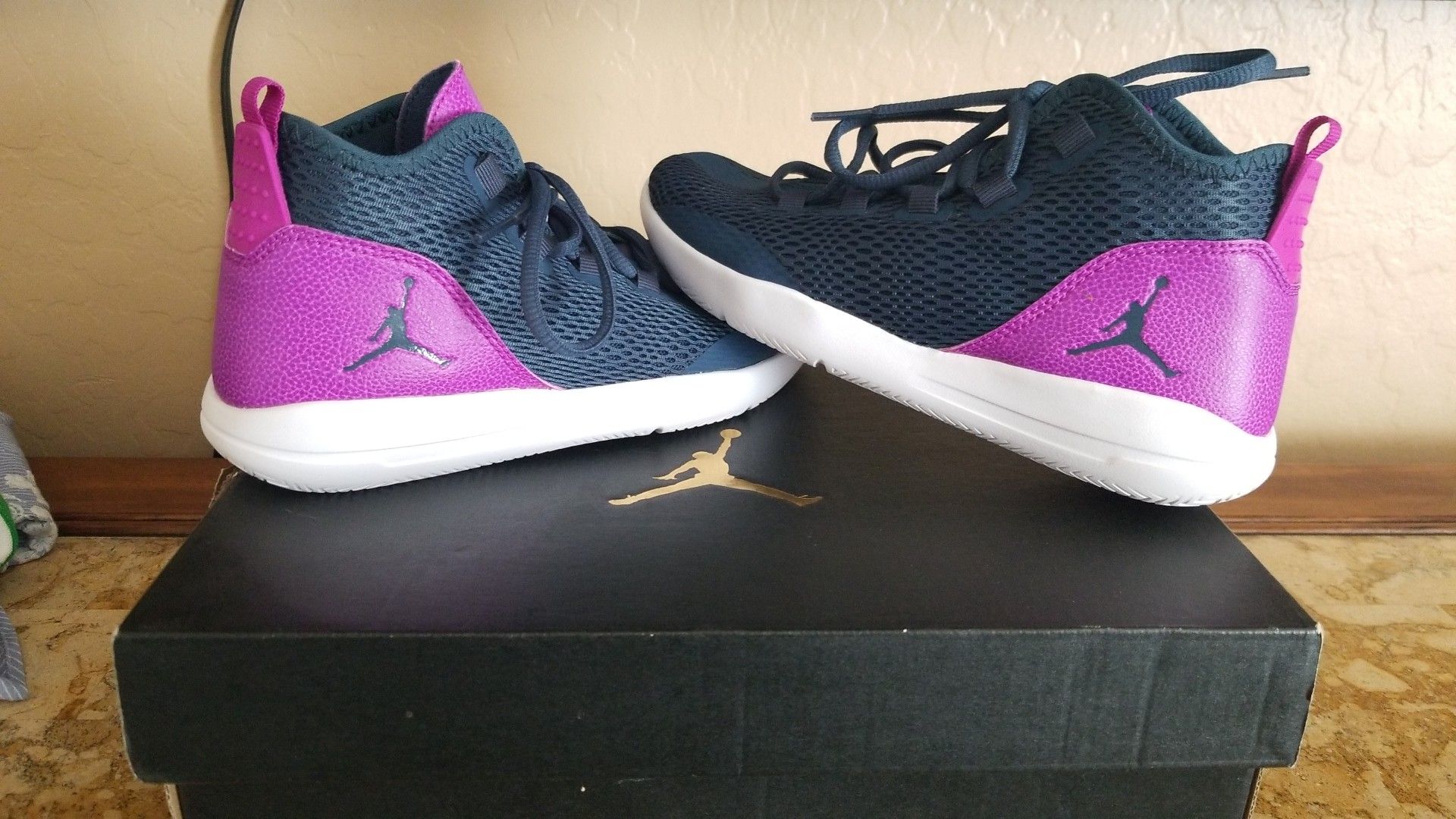 Tenis Jordan de niña