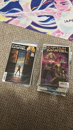 Captain Marvel Comic Lot Marvel Comics