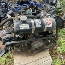 2003 Blown 5.0 Merc With 2 Rebuild Carbs, New Electric Fuel Pump , Fresh Water Cooled, Out drive Complete  With Inter And Outer Transom Plates,