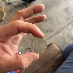 1969 UK GREAT BRITAIN 50 NEW PENCE COIN