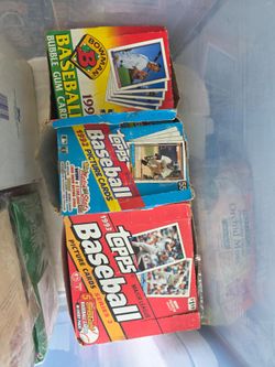 Topps box of unnopened packages 90s
