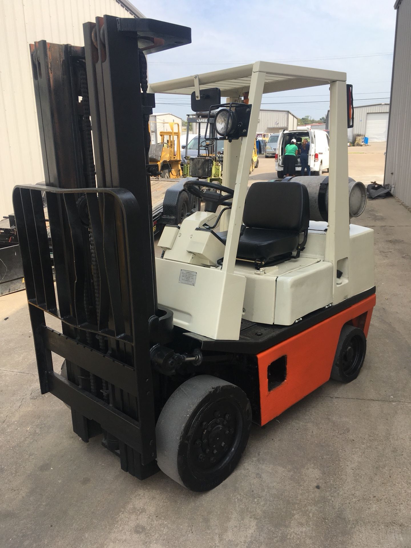 Nissan Forklift 5000 lbs