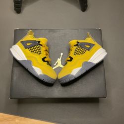 Jordan 4 Retro Lighting (2021) (TD) No Box