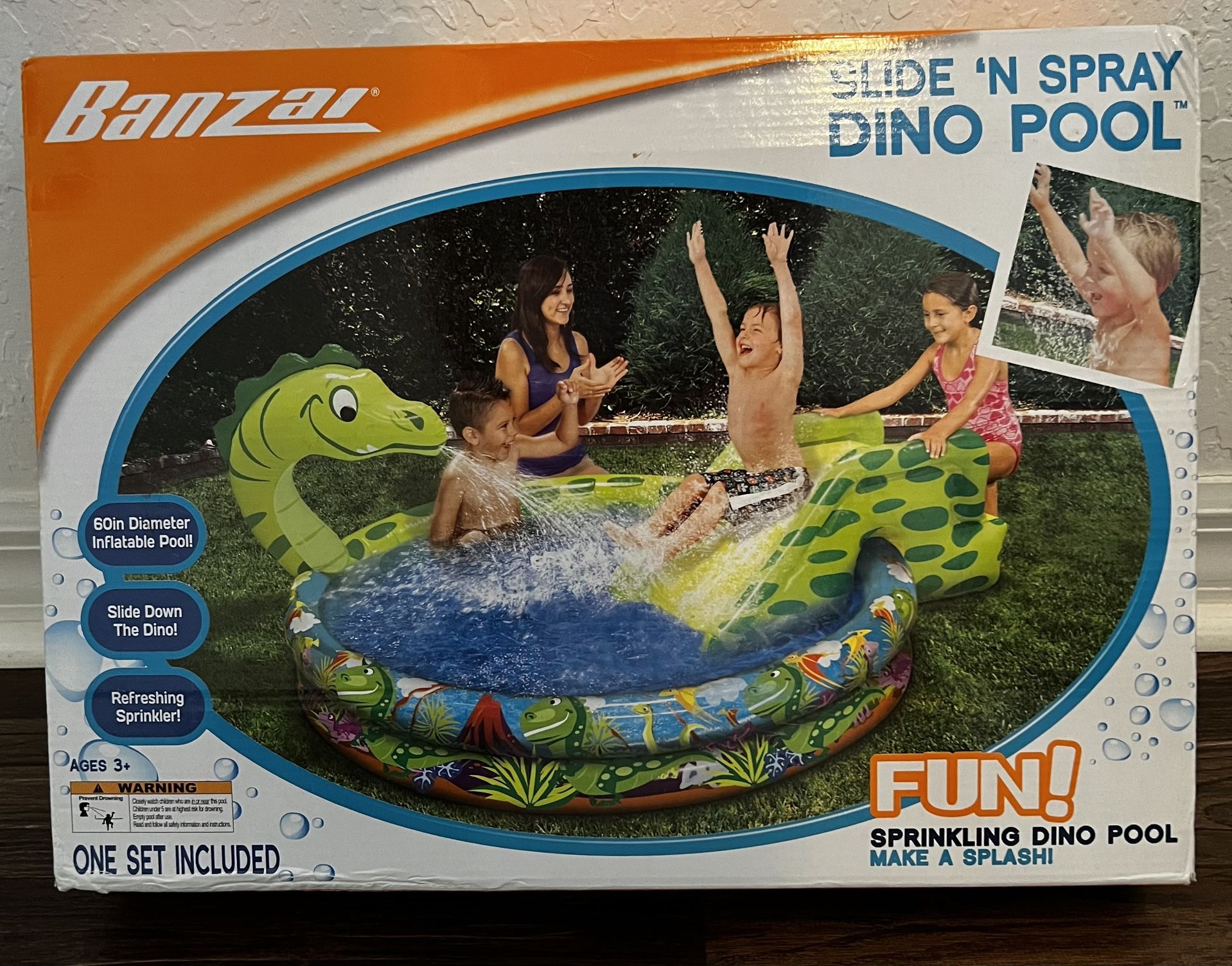 SLIDE ‘N SPRAY KIDS INFLATABLE POOL