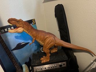 Original Super Colossal Jurassic World T-Rex