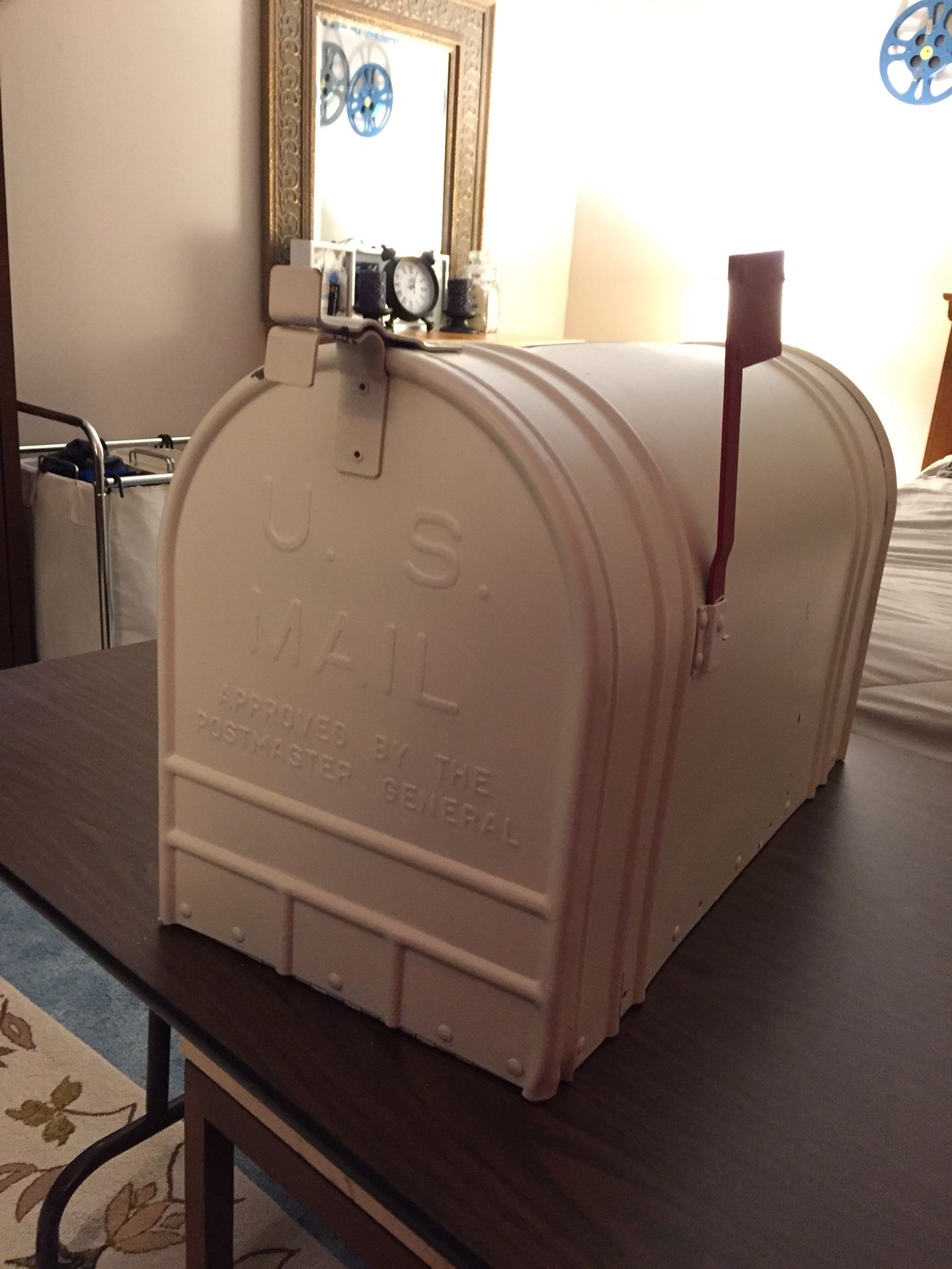 Large Mail Box - slot for wedding gift cards envelopes. Lockable mailbox