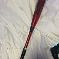 Rare 2019 Louisville slugger Red Meta