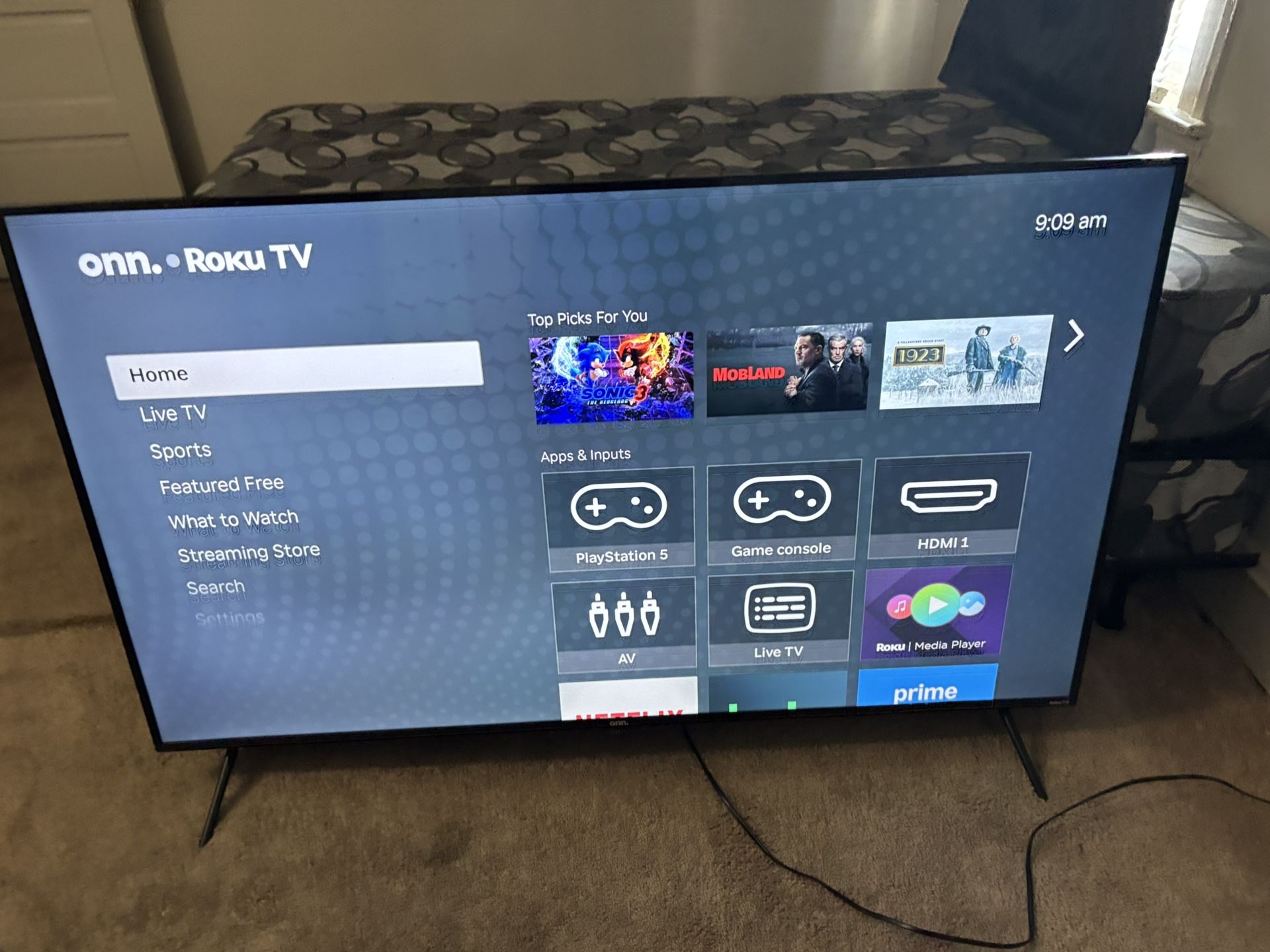 65inch Ruko Tv