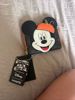 Loungefly Disney Mickey Mouse Pumpkin Halloween Wallet