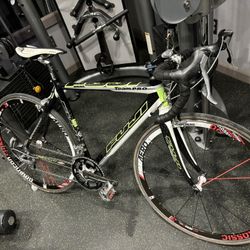 Full carbon fiber Fuji road bike racing team pro model 52CM