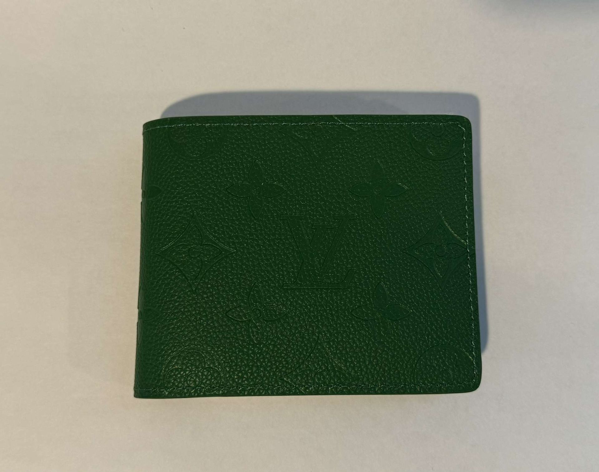 LOUIS VUITTON - Multiple Wallet - Green for Sale in Lake Zurich
