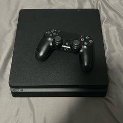 PS4 Slim + Controller And Games