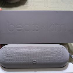 Beats x Kim ( New )
